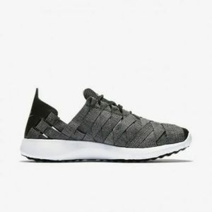 Nike Juvenate woven sneakers, Size 7